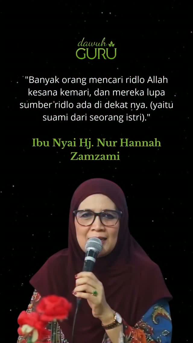Ibu Nyai Hj. Nur Hannah Zamzami menyampaikan nasihat keagamaan tentang rumah tangga